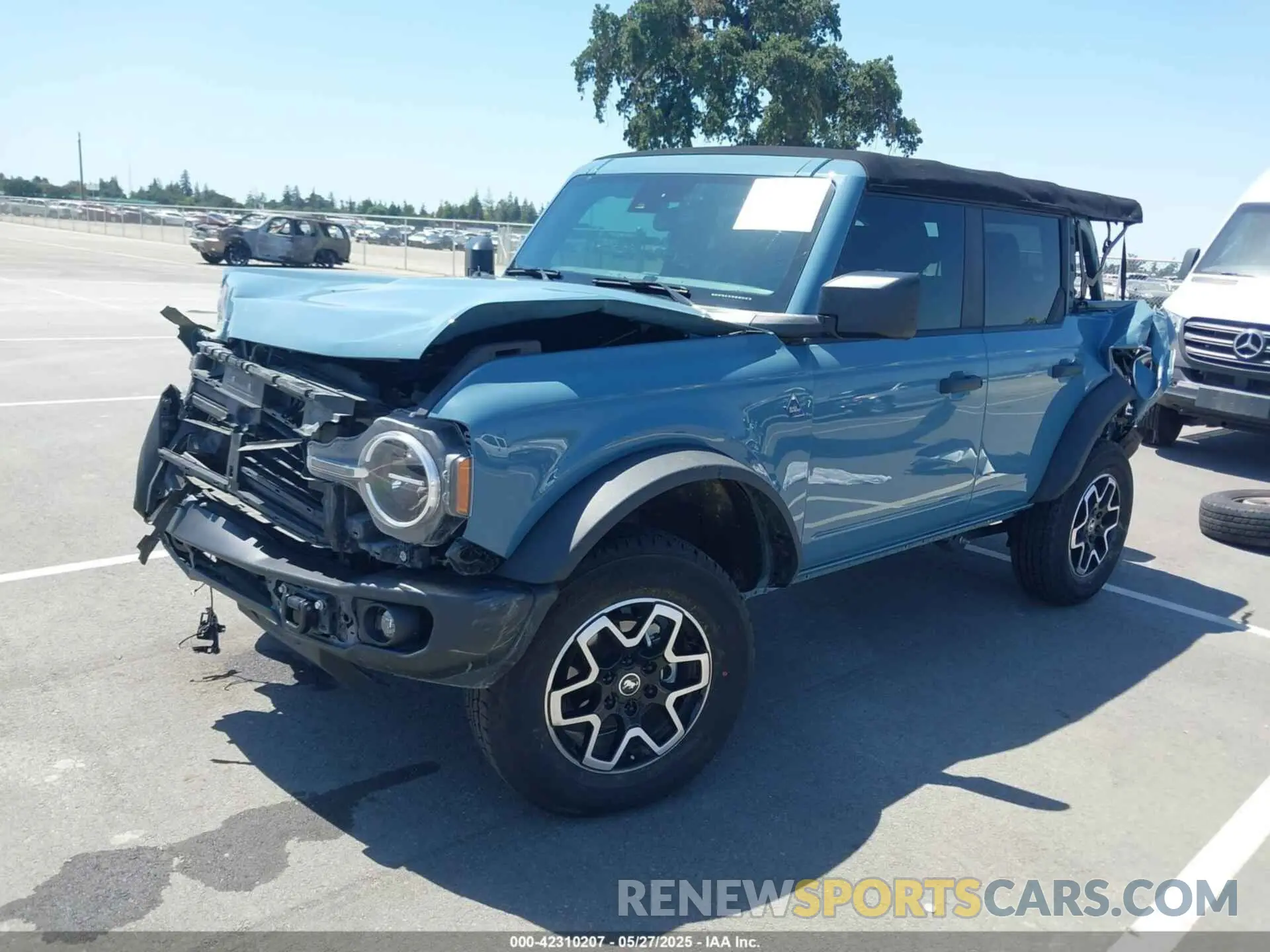 2 Photograph of a damaged car 1FMEE5DH2NLB88185 FORD BRONCO 2022