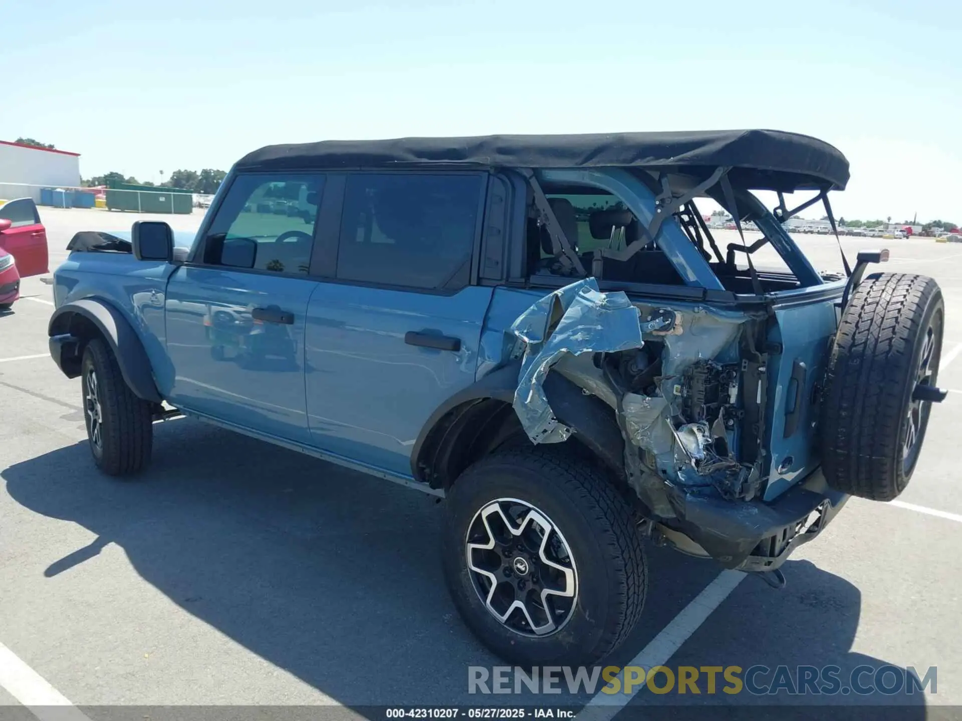 3 Photograph of a damaged car 1FMEE5DH2NLB88185 FORD BRONCO 2022