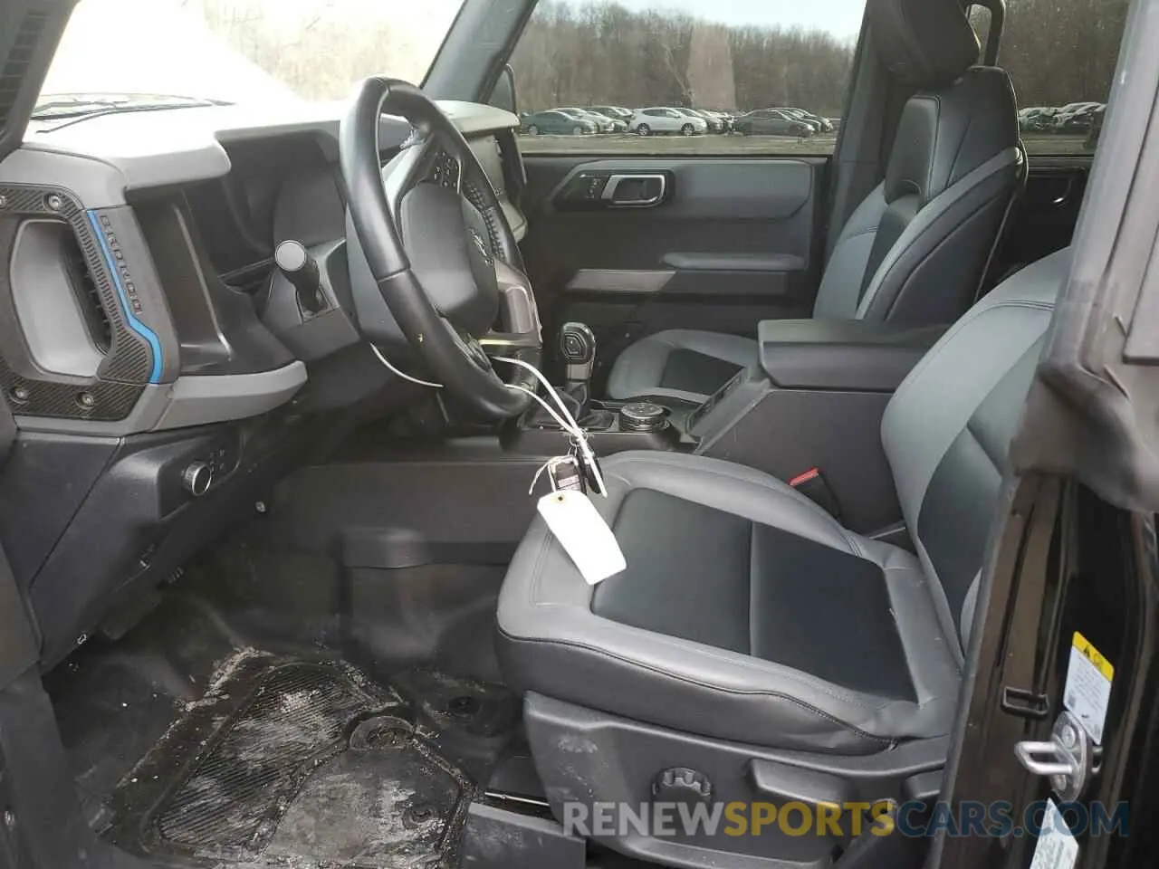 7 Photograph of a damaged car 1FMEE5DH8NLB29609 FORD BRONCO 2022