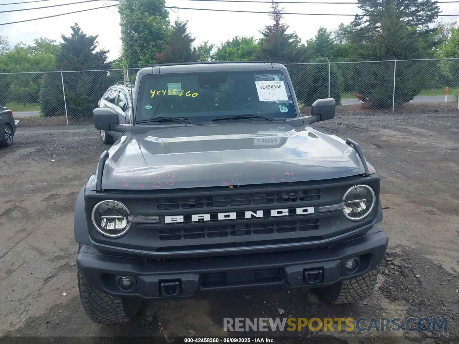 13 Photograph of a damaged car 1FMEE5DP2NLB19987 FORD BRONCO 2022