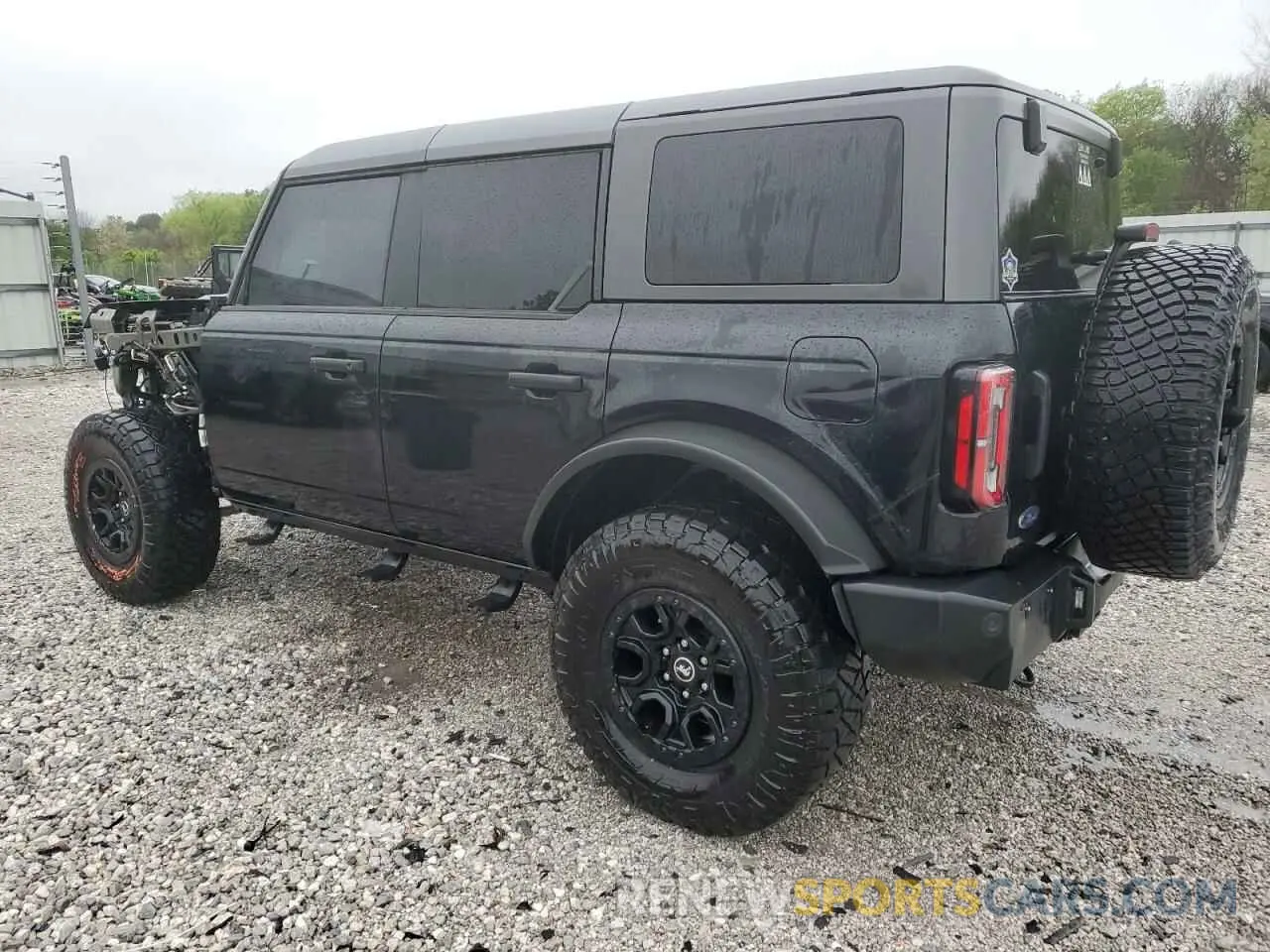 2 Photograph of a damaged car 1FMEE5DP3NLA95926 FORD BRONCO 2022