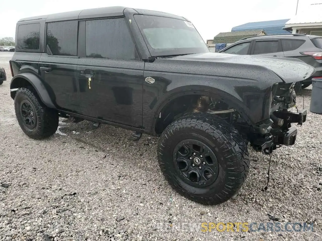 4 Photograph of a damaged car 1FMEE5DP3NLA95926 FORD BRONCO 2022