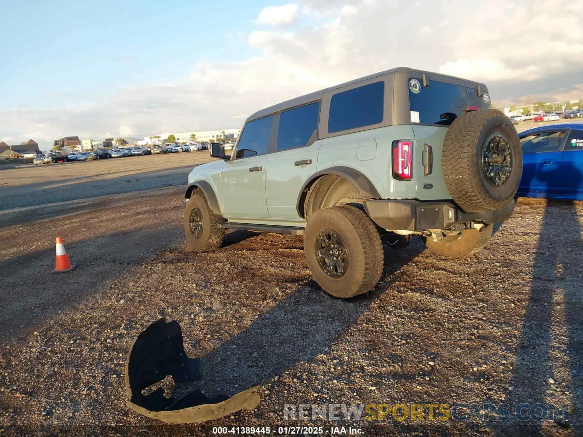 3 Photograph of a damaged car 1FMEE5DP3NLB22848 FORD BRONCO 2022