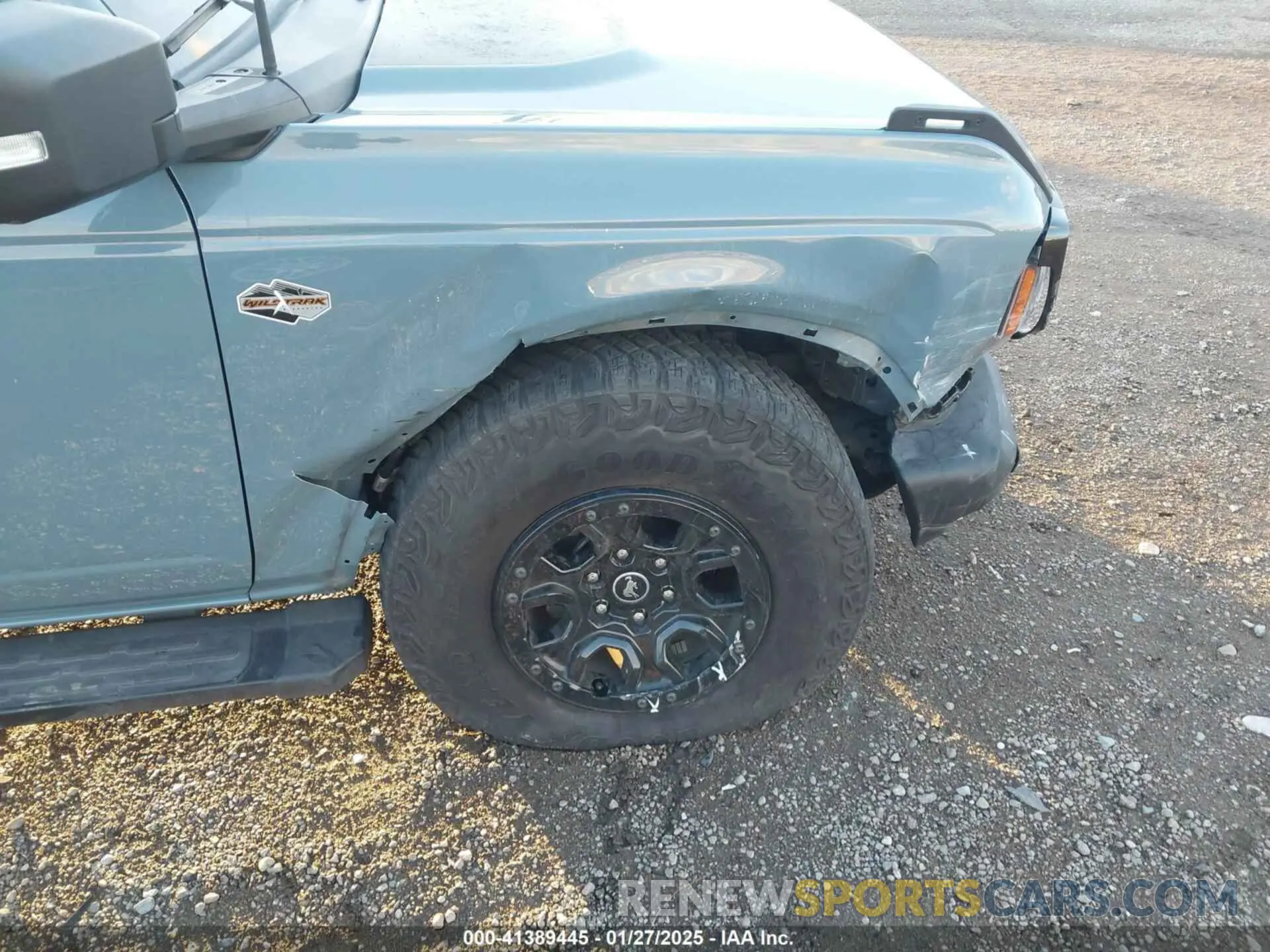 6 Photograph of a damaged car 1FMEE5DP3NLB22848 FORD BRONCO 2022