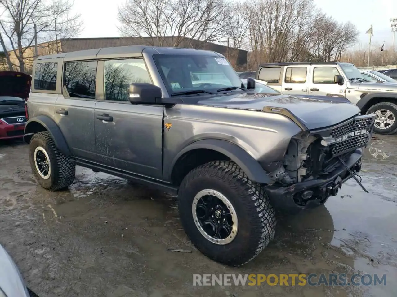 4 Photograph of a damaged car 1FMEE5DP3NLB87781 FORD BRONCO 2022