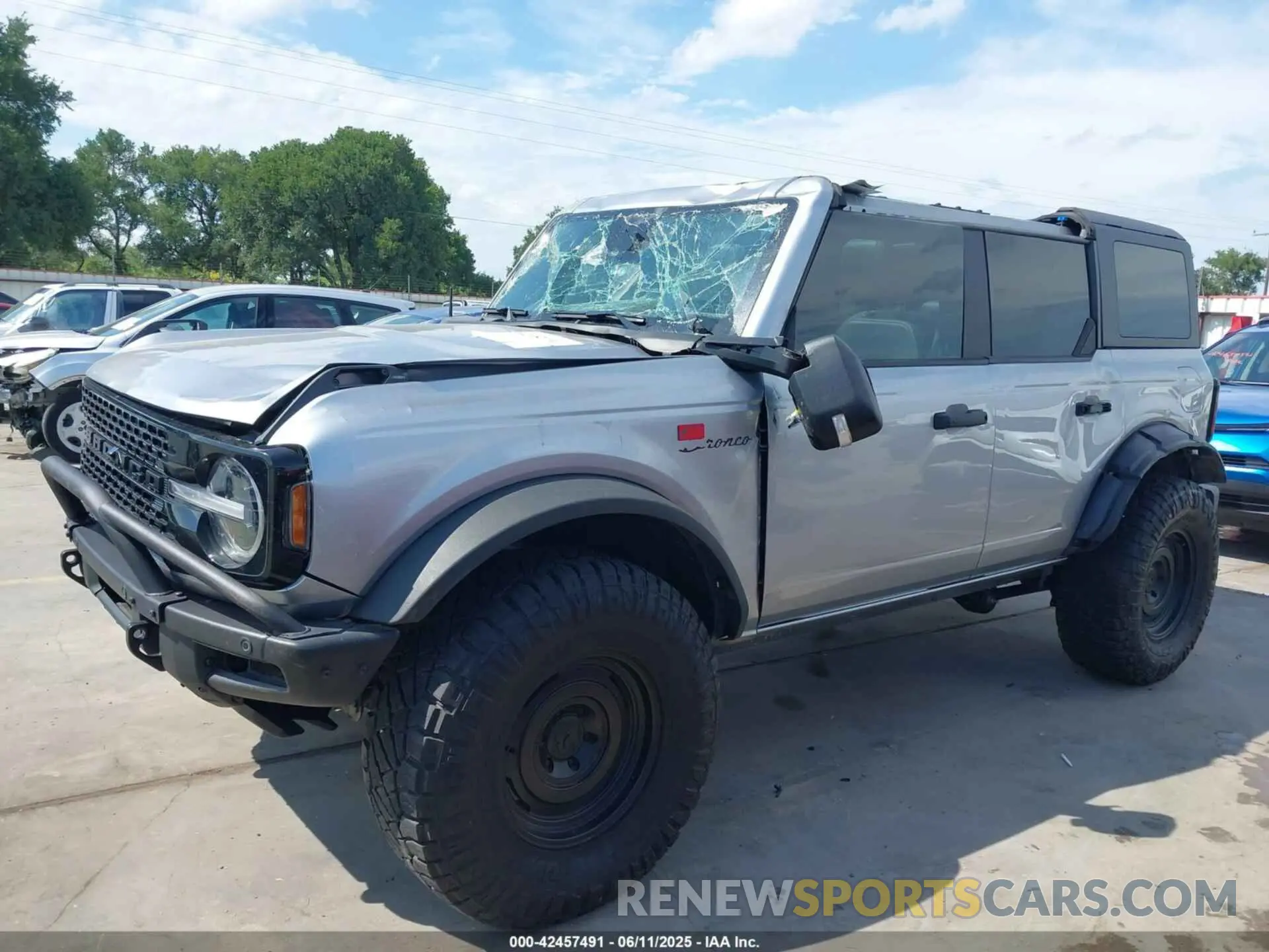 13 Photograph of a damaged car 1FMEE5DP4NLB43630 FORD BRONCO 2022