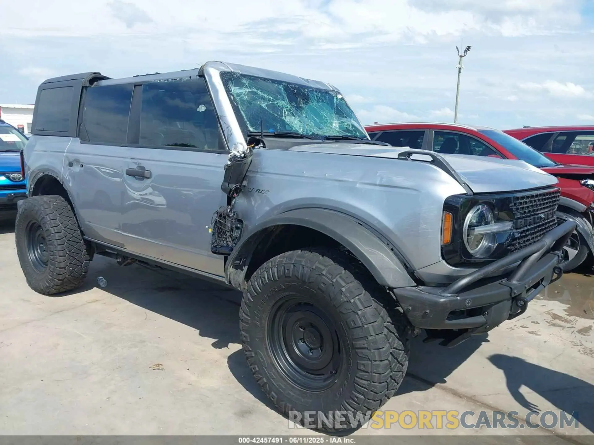 14 Photograph of a damaged car 1FMEE5DP4NLB43630 FORD BRONCO 2022