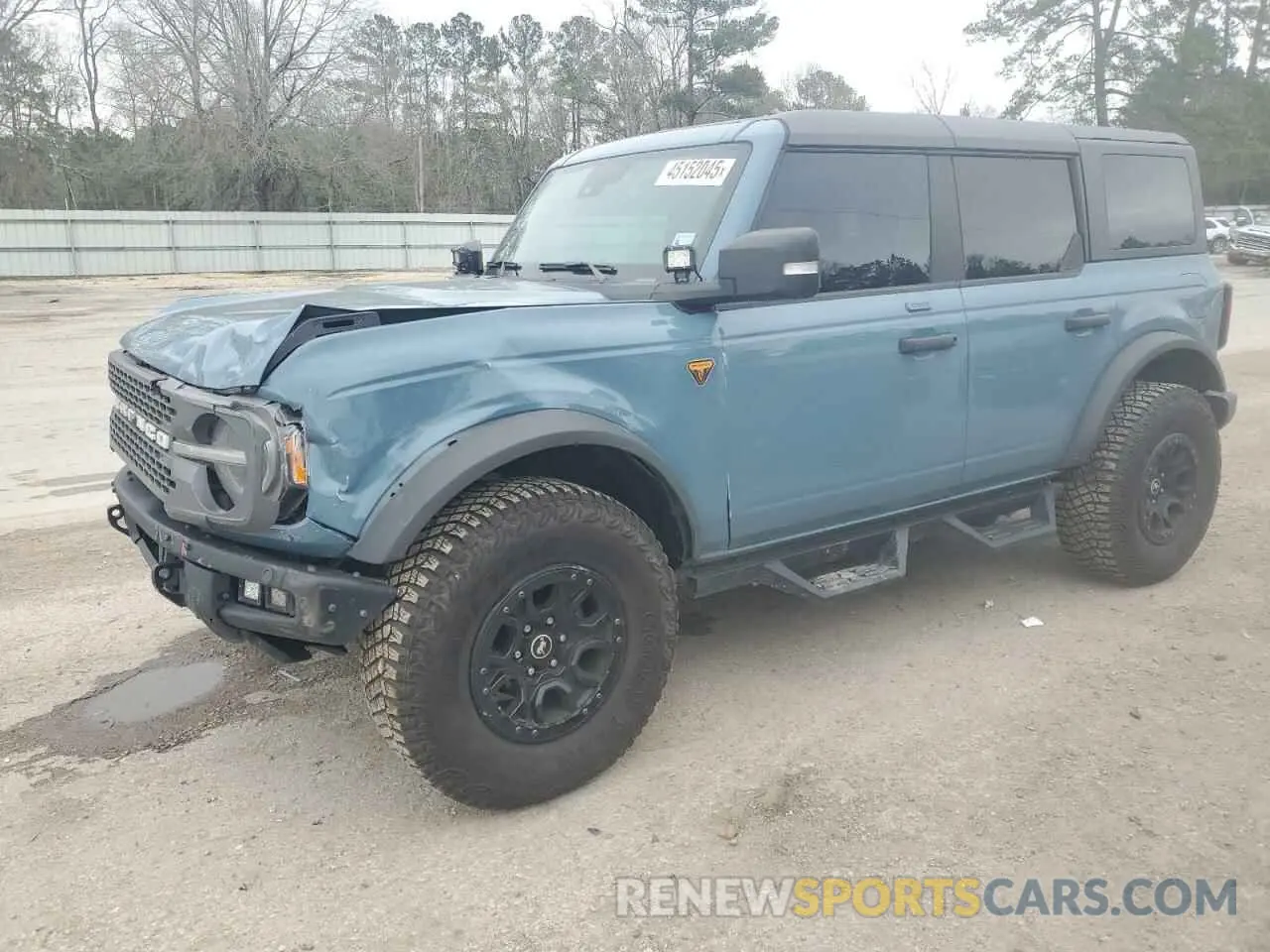 1 Photograph of a damaged car 1FMEE5DP4NLB49945 FORD BRONCO 2022