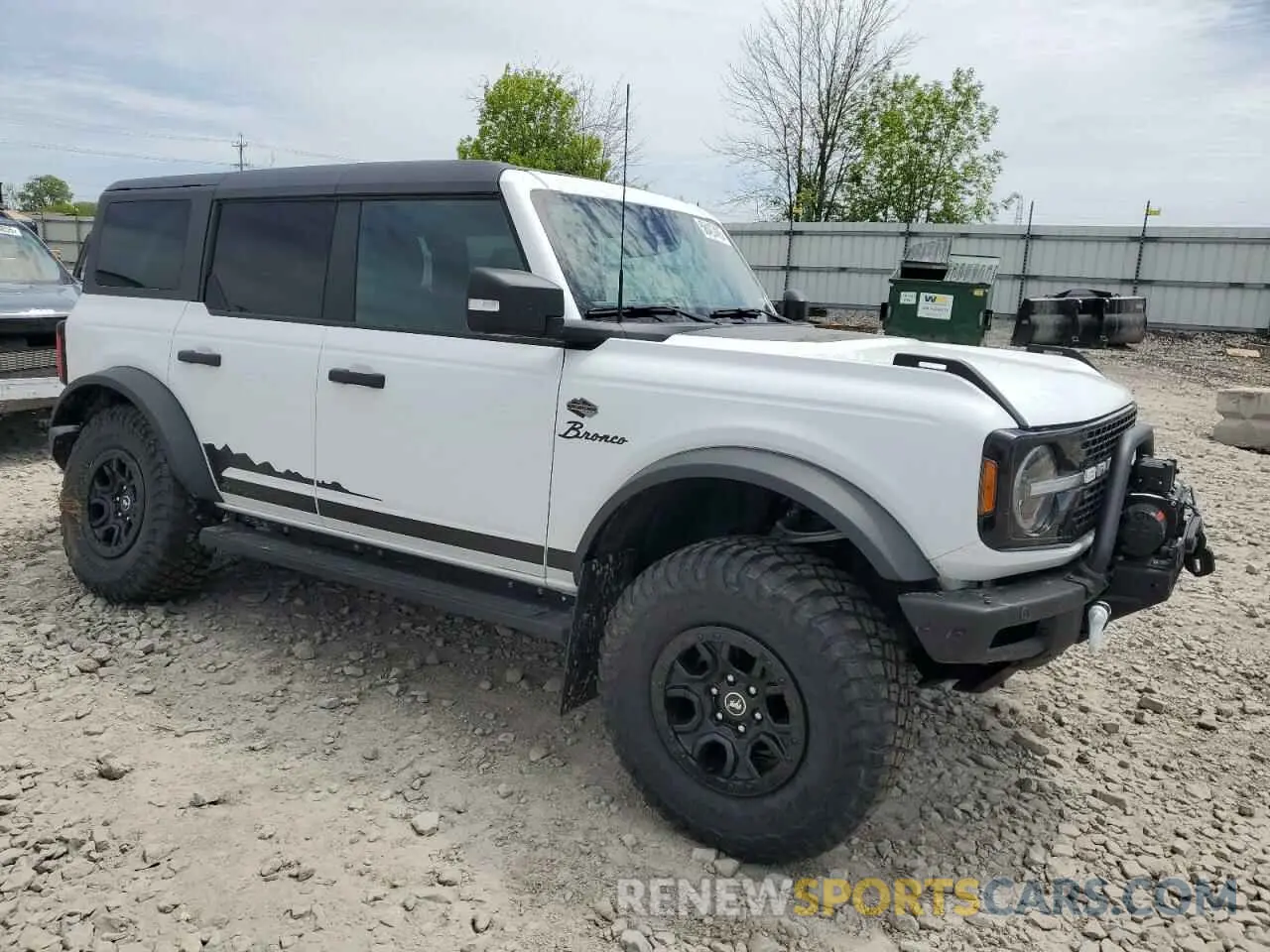 4 Photograph of a damaged car 1FMEE5DP4NLB67541 FORD BRONCO 2022