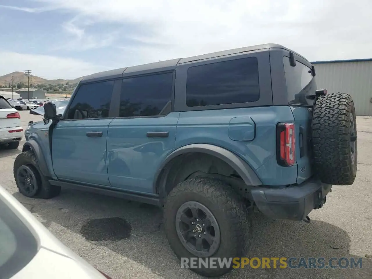 2 Photograph of a damaged car 1FMEE5DP4NLB75249 FORD BRONCO 2022