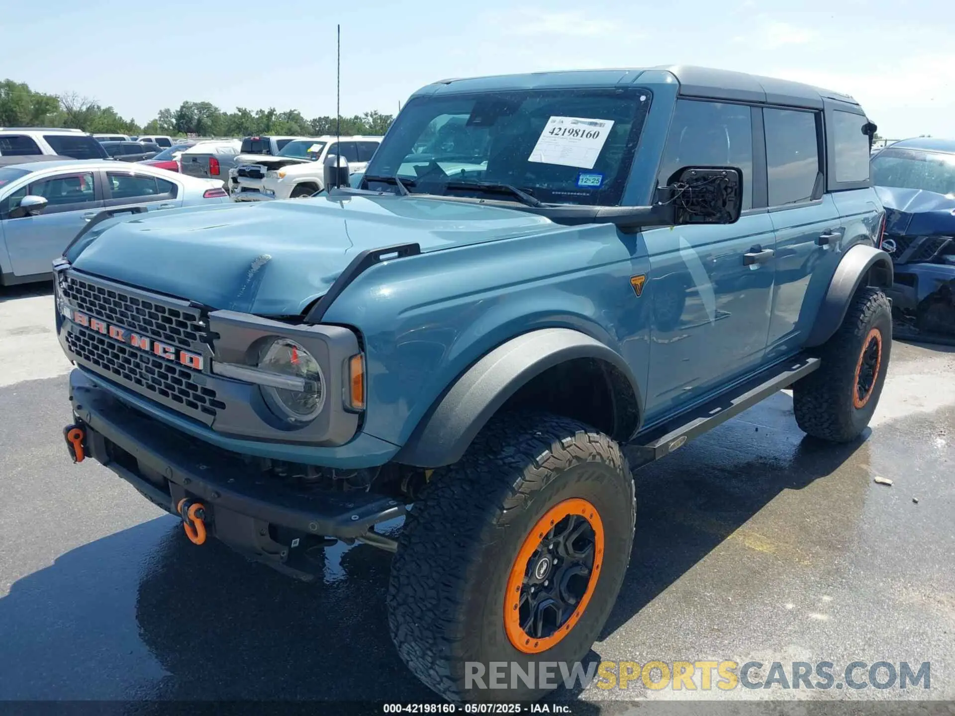 2 Photograph of a damaged car 1FMEE5DP5NLA90680 FORD BRONCO 2022