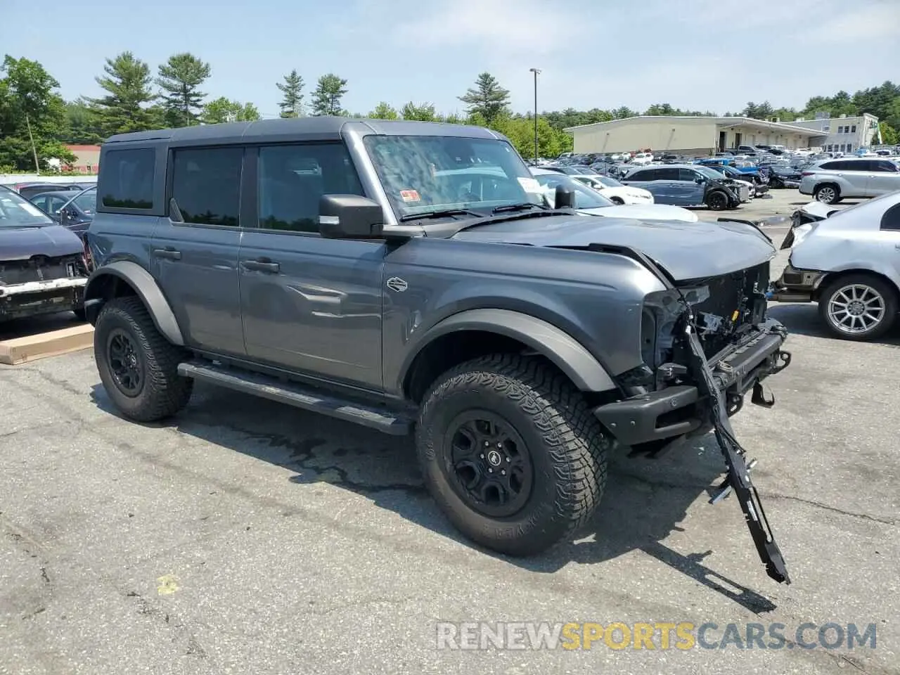 4 Photograph of a damaged car 1FMEE5DP6NLB28658 FORD BRONCO 2022