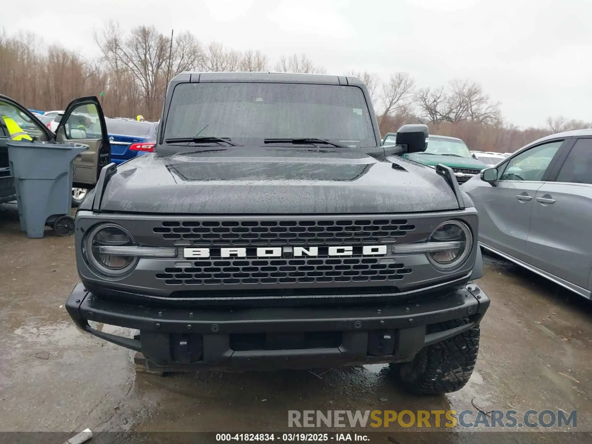 13 Photograph of a damaged car 1FMEE5DP7NLB44920 FORD BRONCO 2022