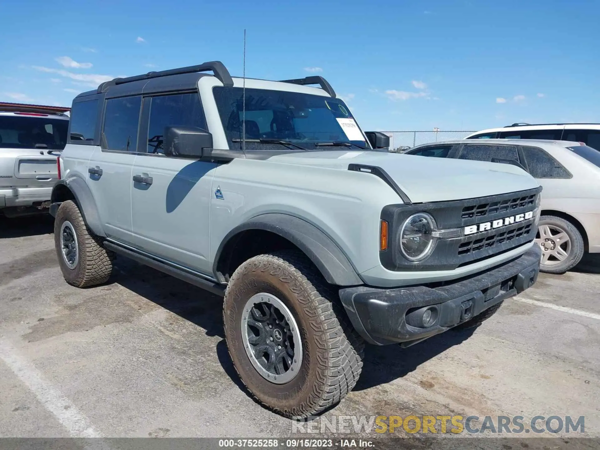 1 Photograph of a damaged car 1FMEE5DP8NLB10601 FORD BRONCO 2022