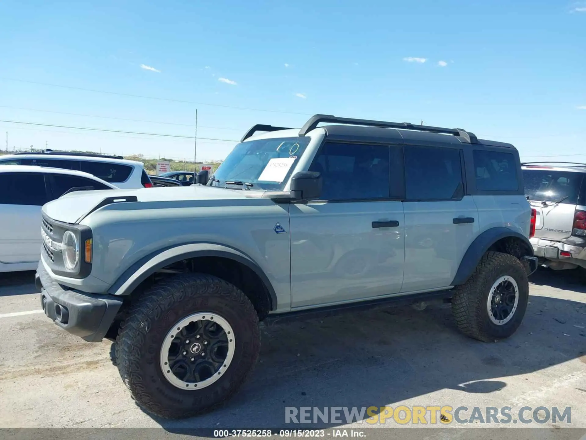 14 Photograph of a damaged car 1FMEE5DP8NLB10601 FORD BRONCO 2022