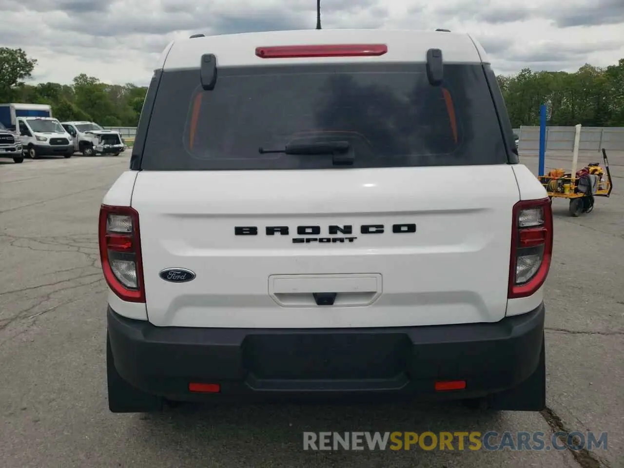 6 Photograph of a damaged car 3FMCR9A66NRD98893 FORD BRONCO 2022
