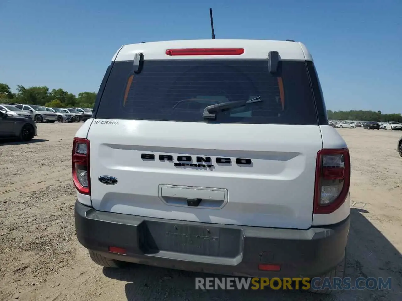 6 Photograph of a damaged car 3FMCR9A68NRD10958 FORD BRONCO 2022