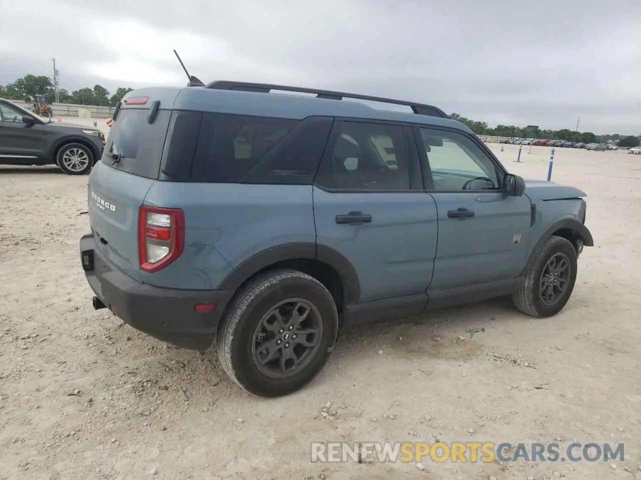 3 Photograph of a damaged car 3FMCR9B62NRD16351 FORD BRONCO 2022