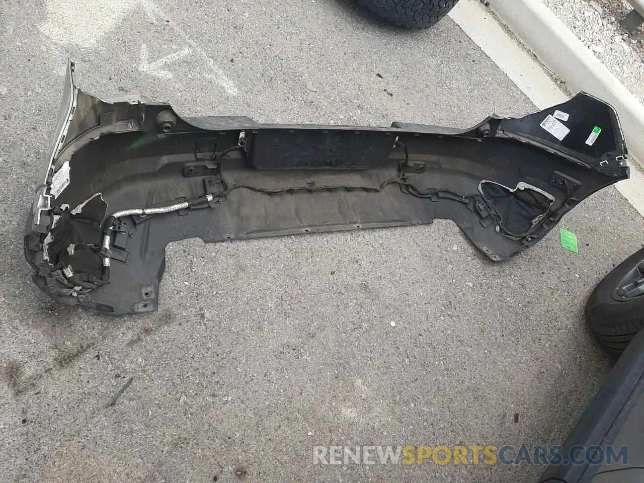 12 Photograph of a damaged car 3FMCR9B62NRE14750 FORD BRONCO 2022