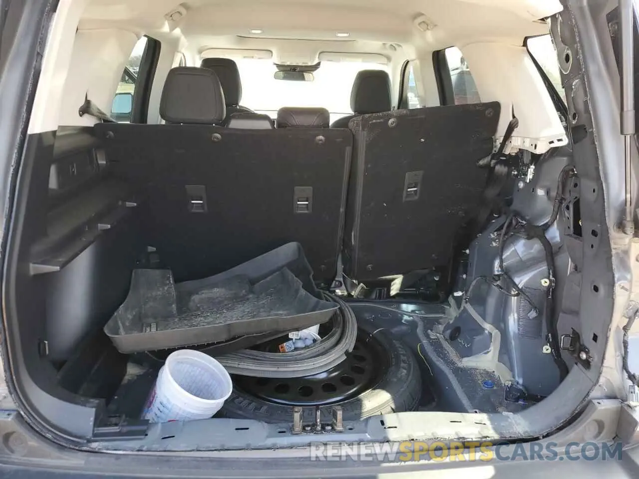 6 Photograph of a damaged car 3FMCR9B64NRD40652 FORD BRONCO 2022
