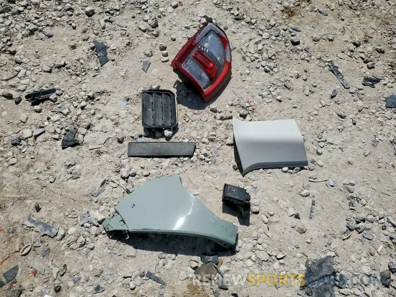 13 Photograph of a damaged car 3FMCR9B66NRD03313 FORD BRONCO 2022