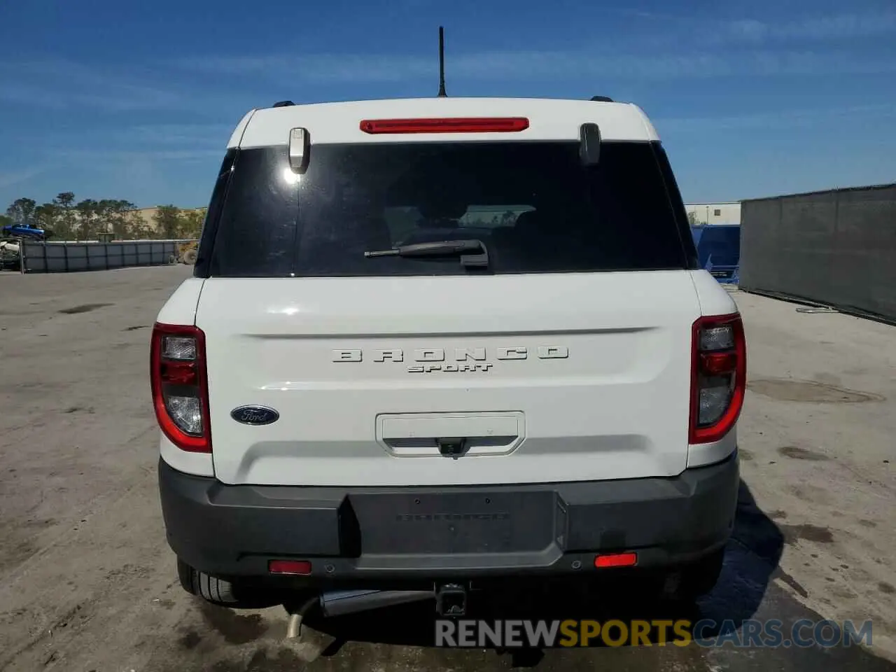 6 Photograph of a damaged car 3FMCR9B67NRD49569 FORD BRONCO 2022