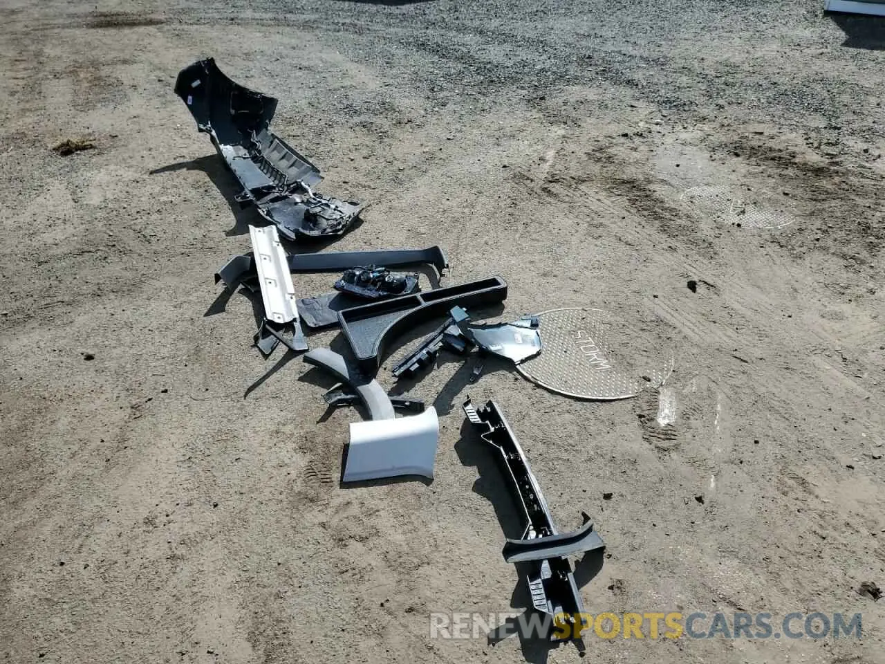 12 Photograph of a damaged car 3FMCR9B67NRD82071 FORD BRONCO 2022