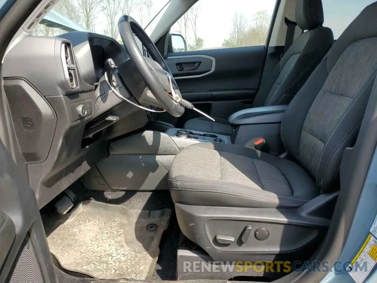 7 Photograph of a damaged car 3FMCR9B67NRD82071 FORD BRONCO 2022