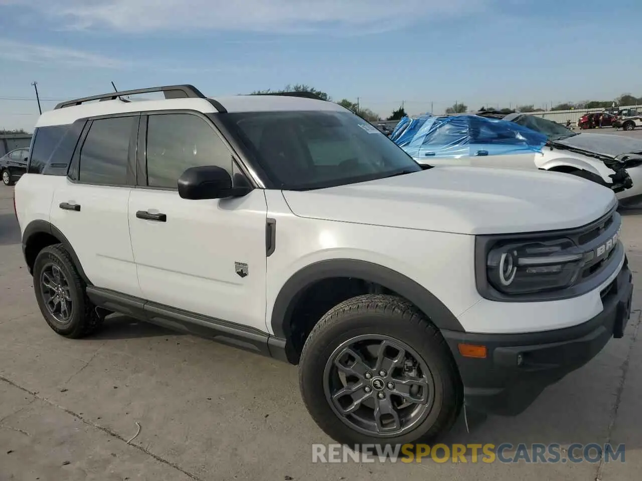 4 Photograph of a damaged car 3FMCR9B68NRD70432 FORD BRONCO 2022