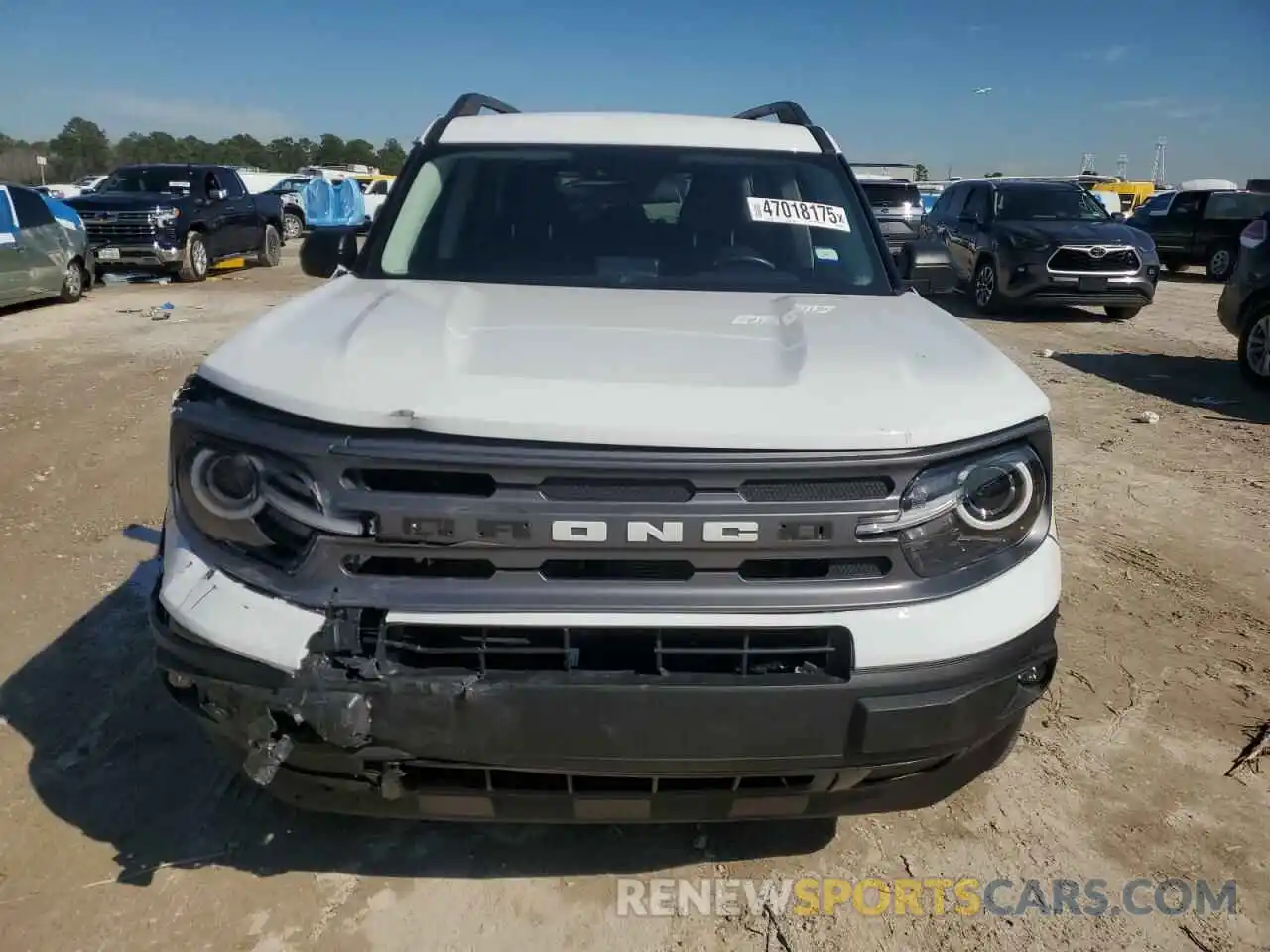 5 Photograph of a damaged car 3FMCR9B6XNRE32946 FORD BRONCO 2022