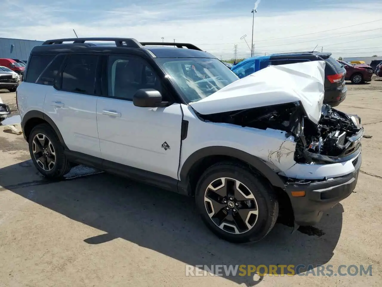 4 Photograph of a damaged car 3FMCR9C60NRD00762 FORD BRONCO 2022
