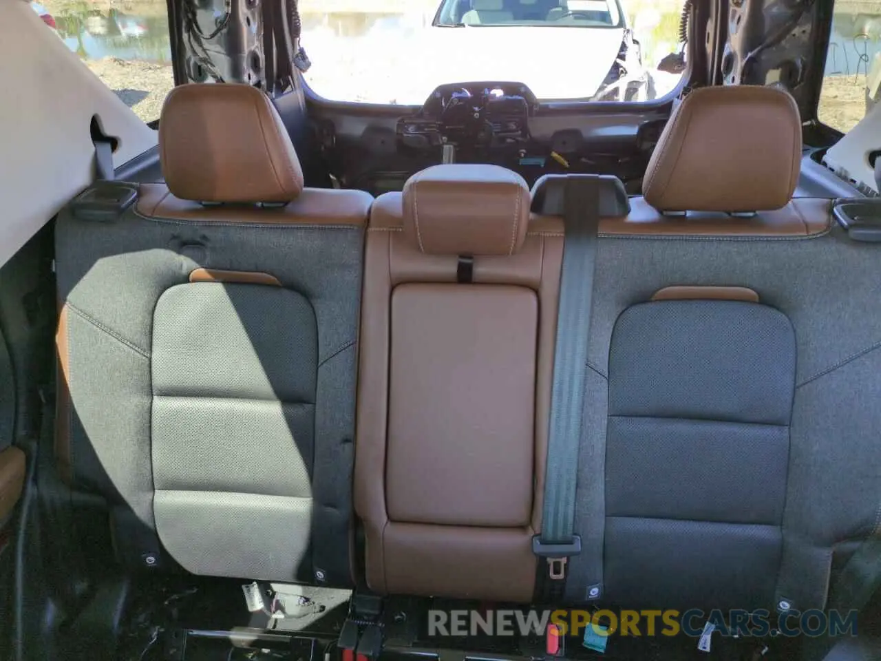 10 Photograph of a damaged car 3FMCR9C61NRD11365 FORD BRONCO 2022