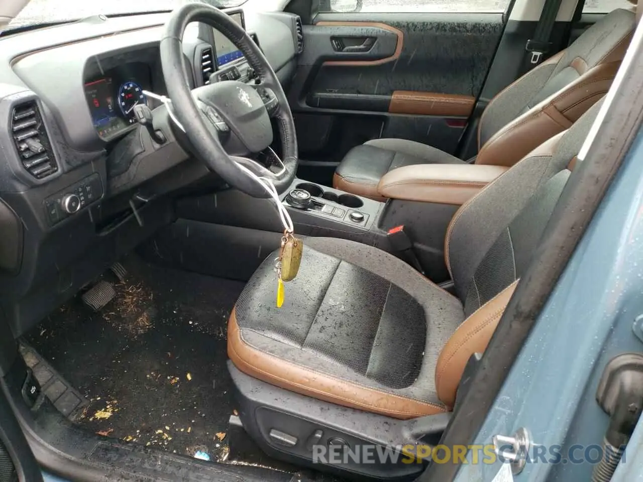 7 Photograph of a damaged car 3FMCR9C63NRD00979 FORD BRONCO 2022