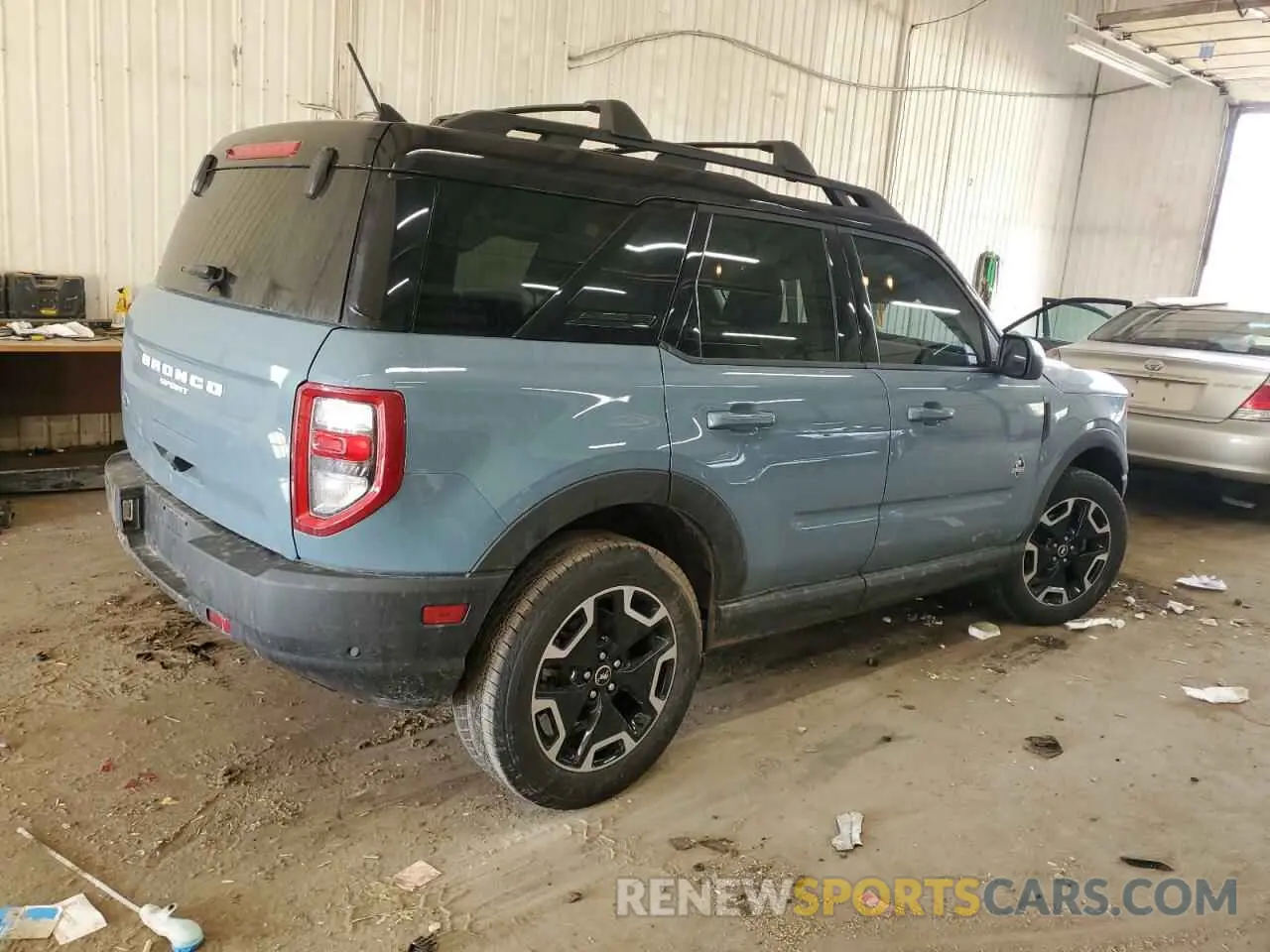 3 Photograph of a damaged car 3FMCR9C63NRD98654 FORD BRONCO 2022
