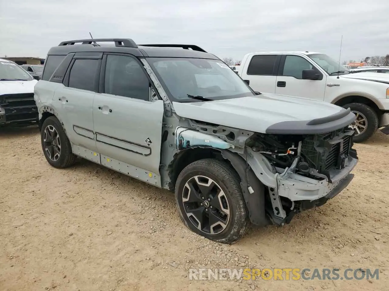 4 Photograph of a damaged car 3FMCR9C66NRD14276 FORD BRONCO 2022