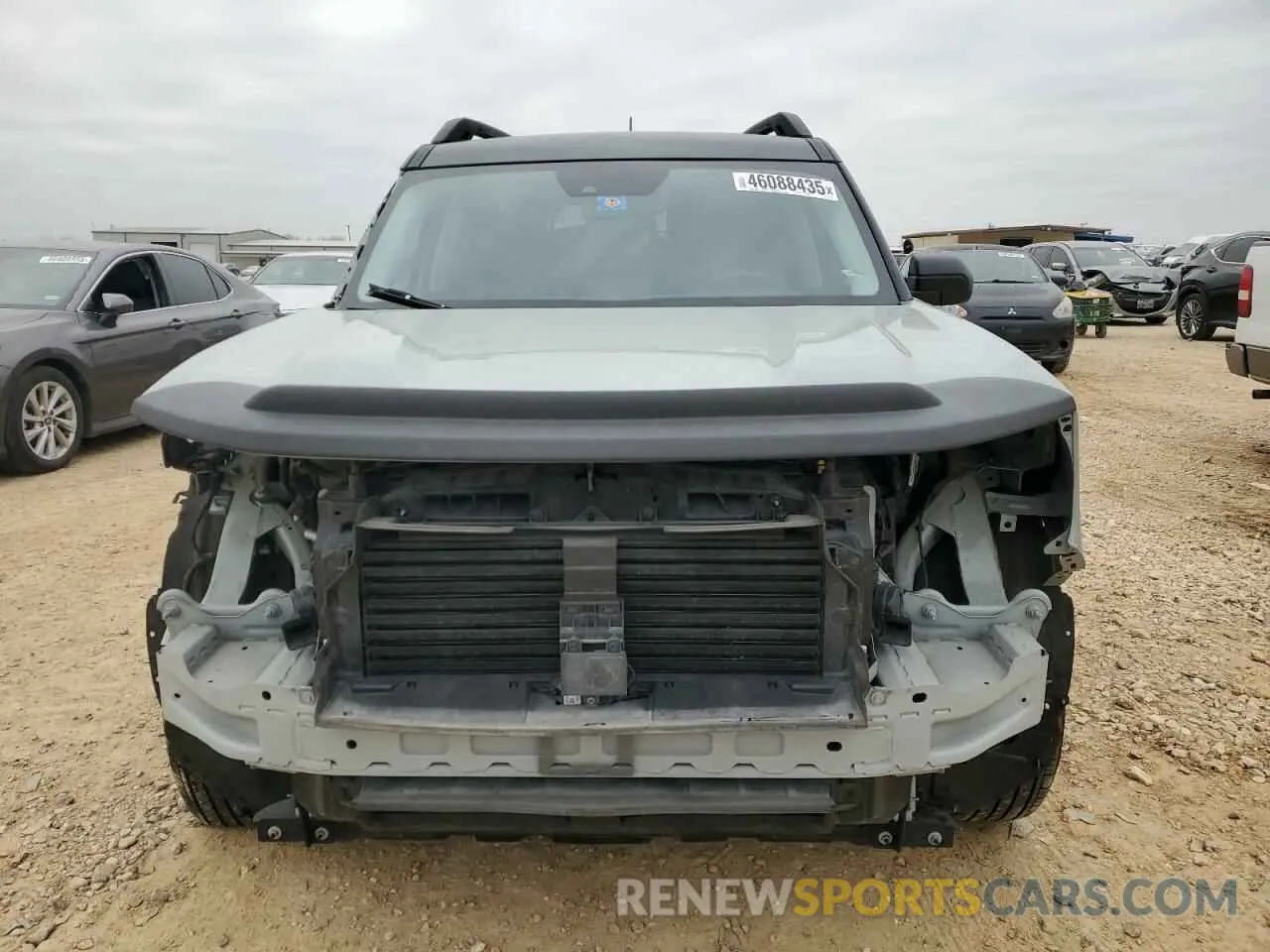 5 Photograph of a damaged car 3FMCR9C66NRD14276 FORD BRONCO 2022