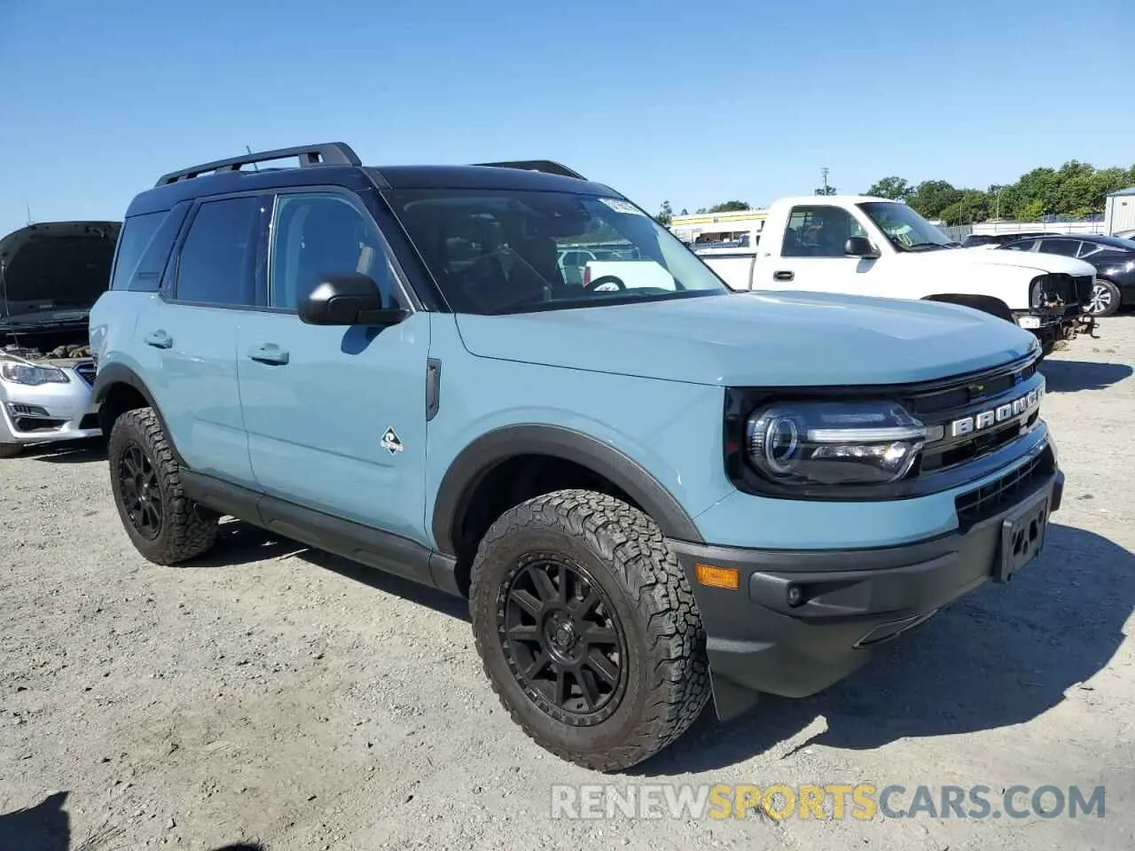 4 Photograph of a damaged car 3FMCR9C66NRD66586 FORD BRONCO 2022