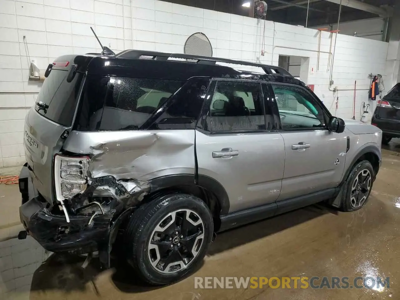 3 Photograph of a damaged car 3FMCR9C67NRD77614 FORD BRONCO 2022
