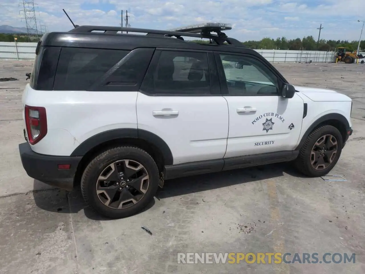 3 Photograph of a damaged car 3FMCR9C68NRD03411 FORD BRONCO 2022