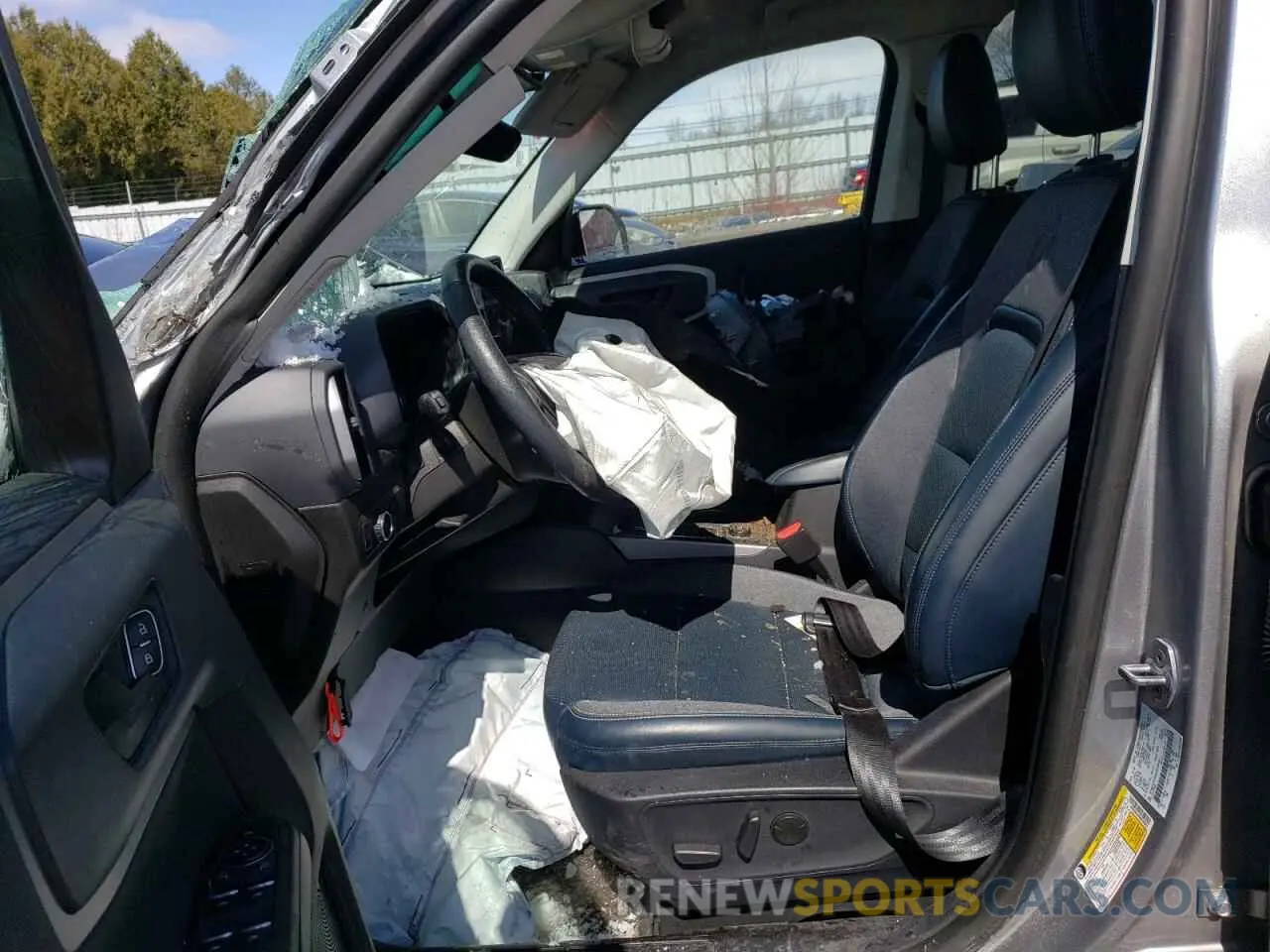 7 Photograph of a damaged car 3FMCR9C69NRD30942 FORD BRONCO 2022