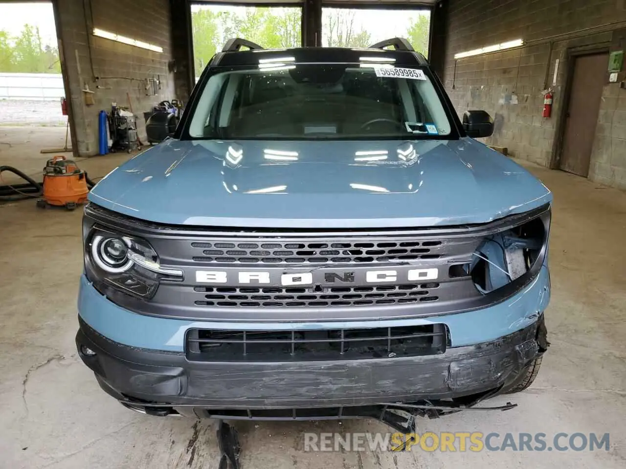 5 Photograph of a damaged car 3FMCR9D92NRE21849 FORD BRONCO 2022