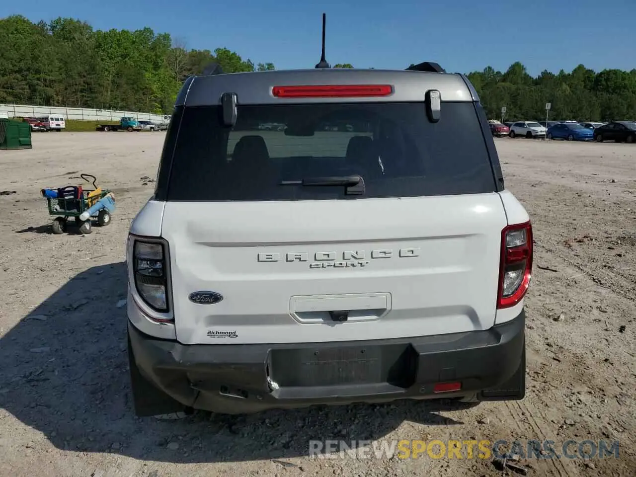 6 Photograph of a damaged car 3FMCR9D95NRD00331 FORD BRONCO 2022