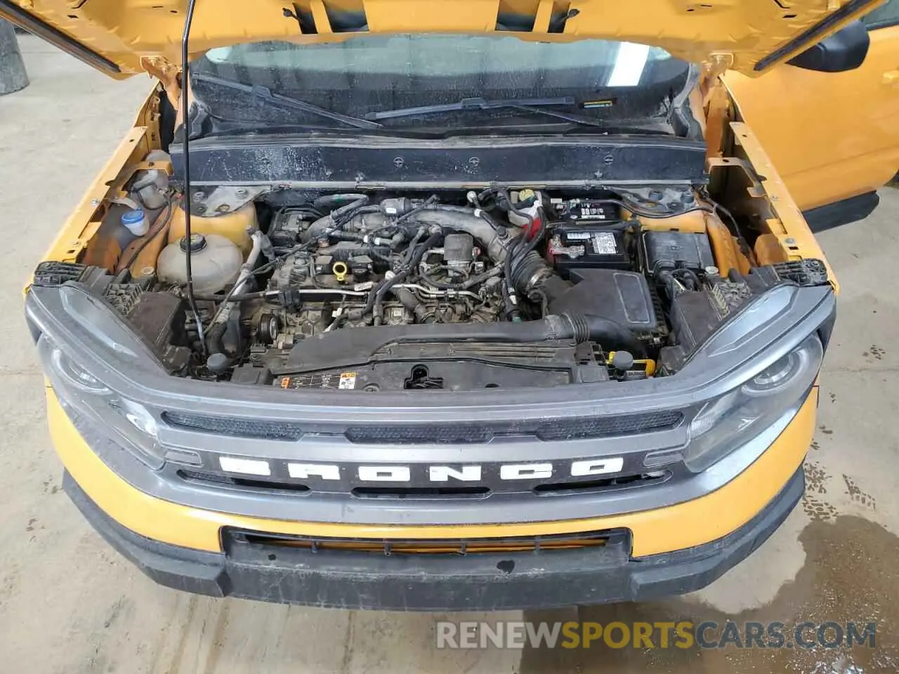 12 Photograph of a damaged car 3FMCR9D95NRD33085 FORD BRONCO 2022