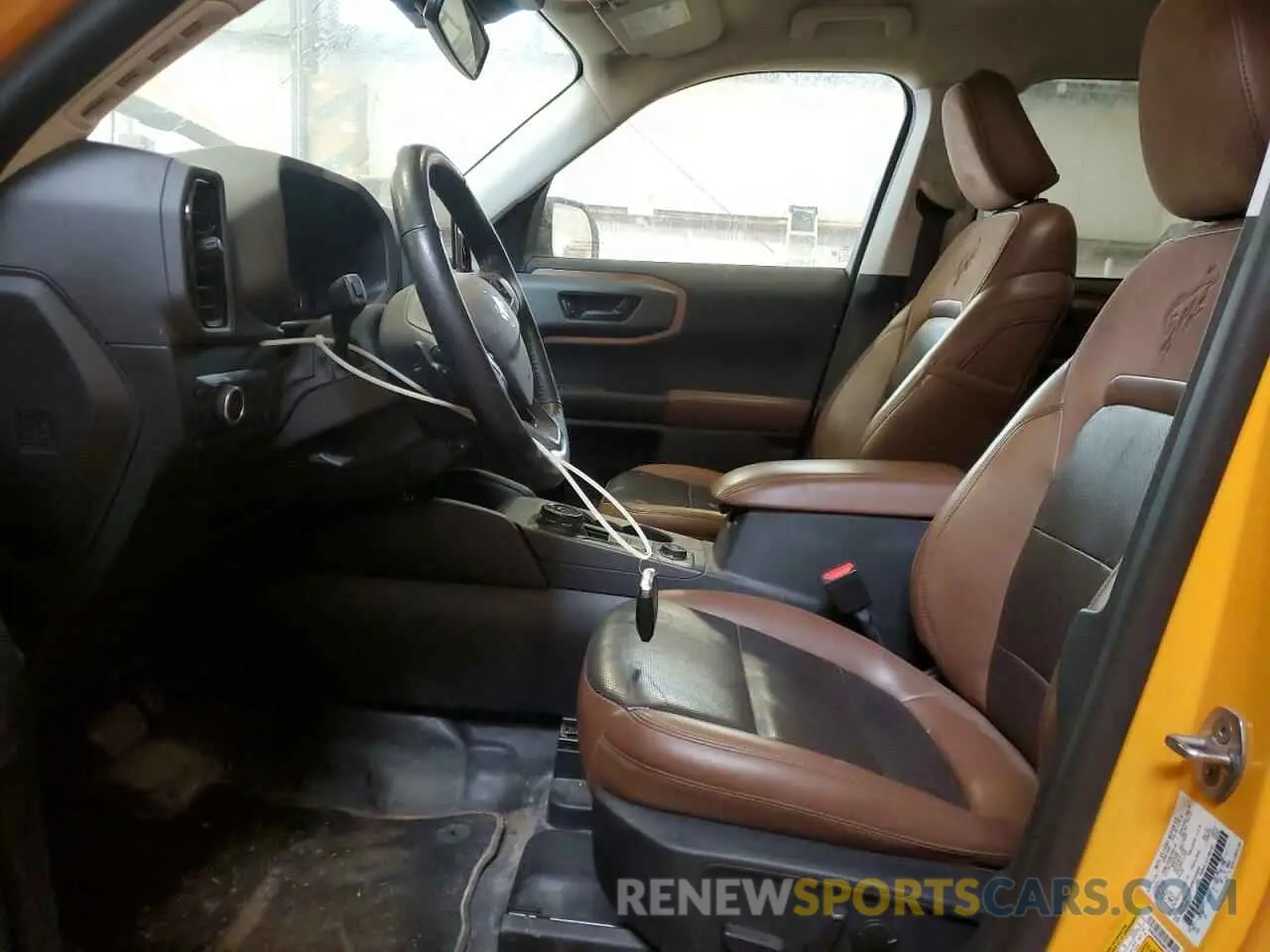 7 Photograph of a damaged car 3FMCR9D95NRD33085 FORD BRONCO 2022
