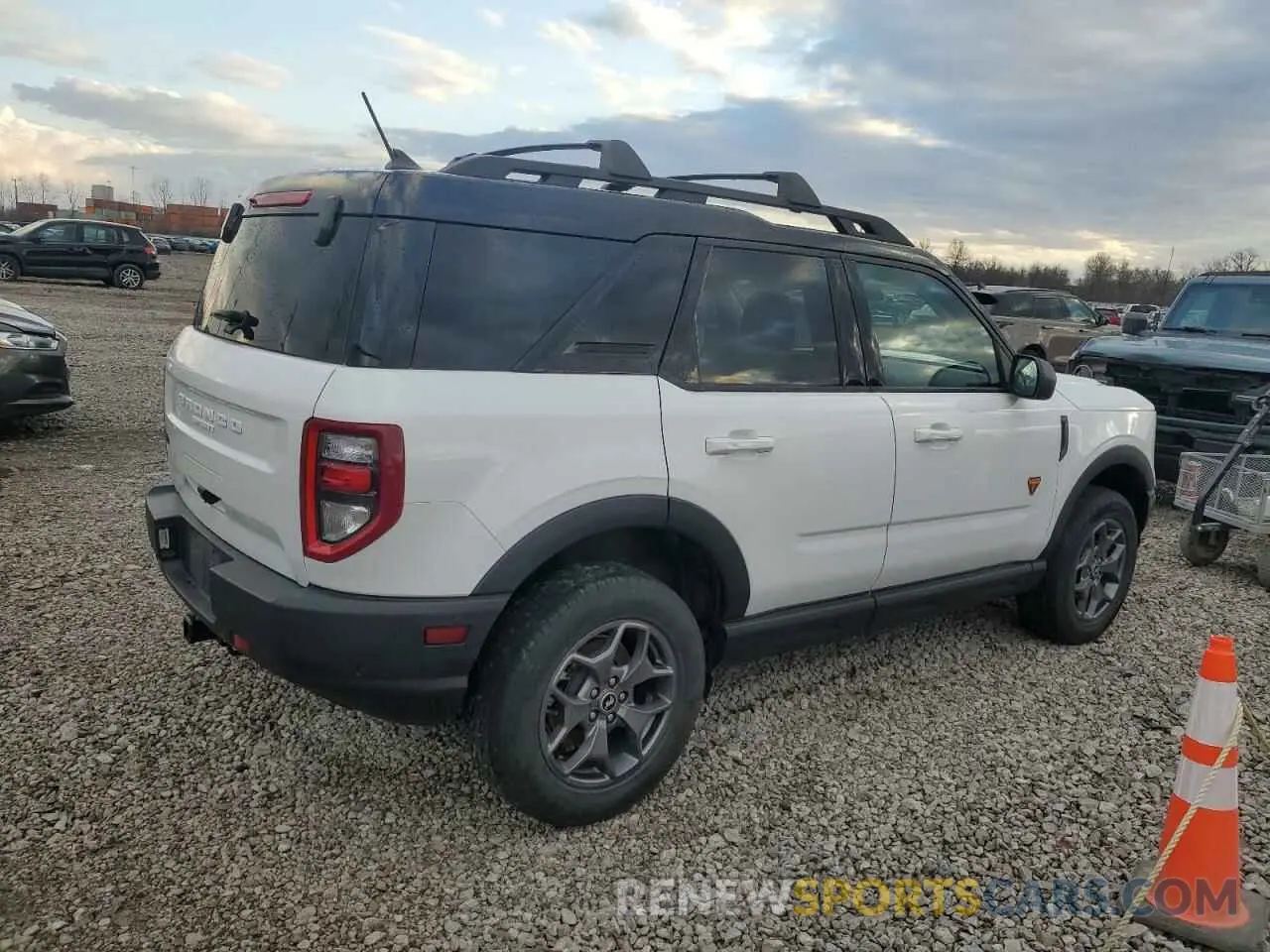 3 Photograph of a damaged car 3FMCR9D95NRE28374 FORD BRONCO 2022