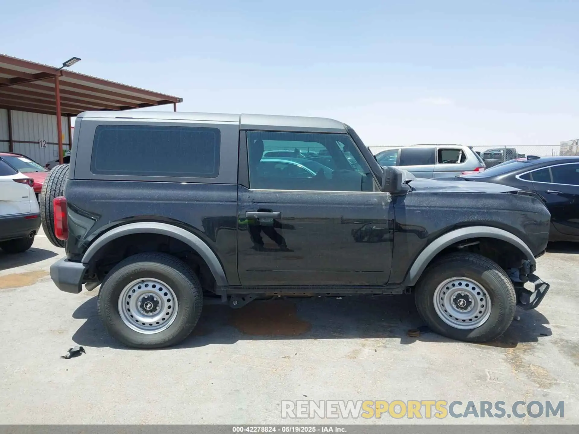 13 Photograph of a damaged car 1FMDE5AH4PLA92321 FORD BRONCO 2023