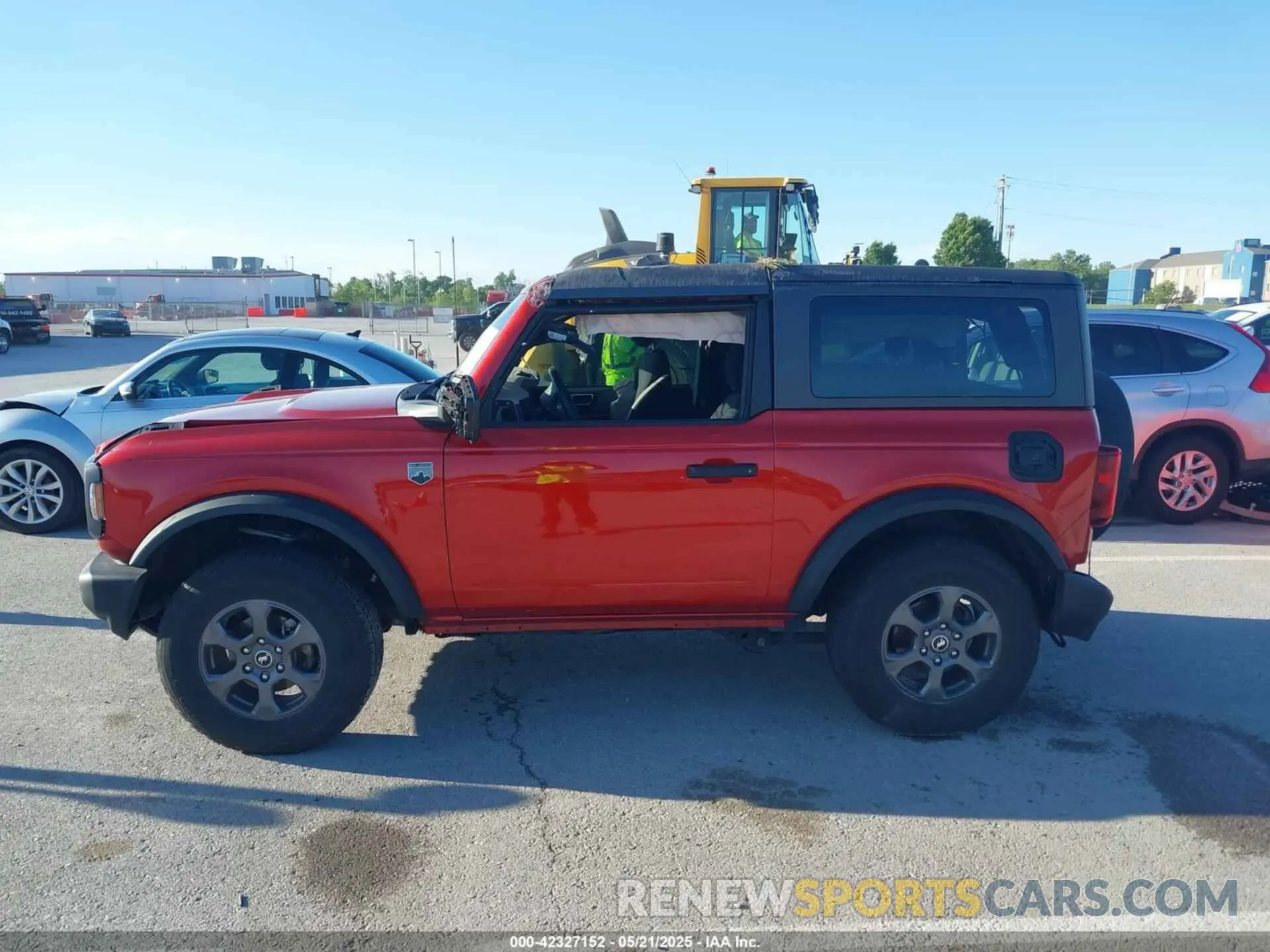 14 Photograph of a damaged car 1FMDE5AH6PLB24542 FORD BRONCO 2023