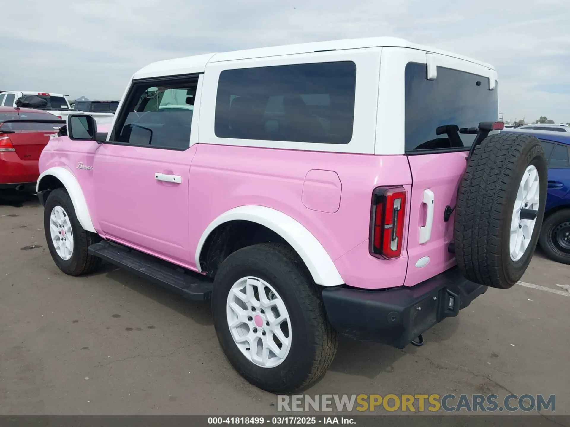 3 Photograph of a damaged car 1FMDE5AHXPLB33437 FORD BRONCO 2023