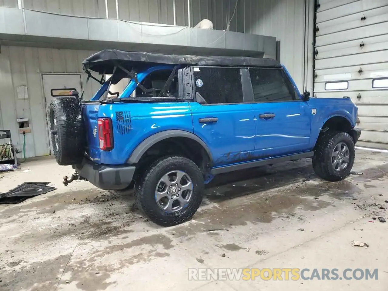 3 Photograph of a damaged car 1FMDE5BH0PLB56286 FORD BRONCO 2023