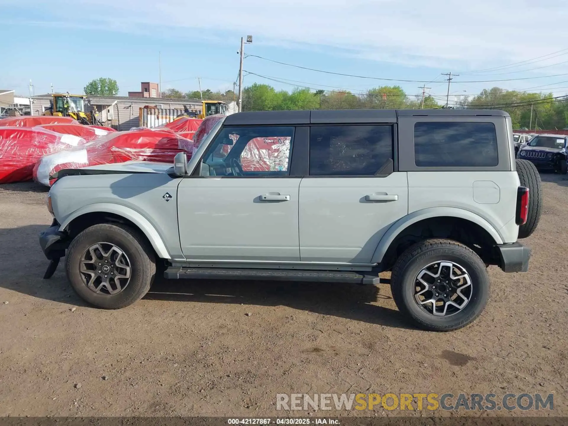 14 Photograph of a damaged car 1FMDE5BH3PLA90591 FORD BRONCO 2023